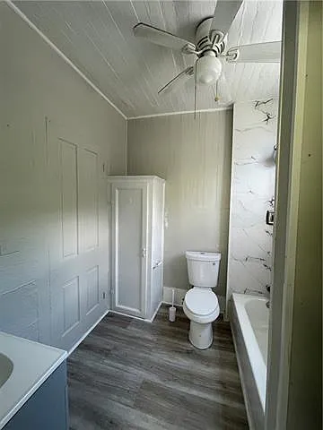 1810 Touro St — Photo 11