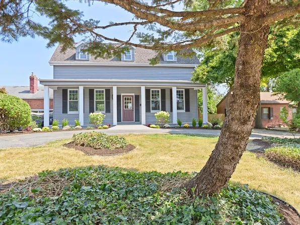 1524 N And South Rd, Saint Louis, MO 63130