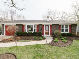 1335 Meyer Rd, Hoffman Estates, IL 60169