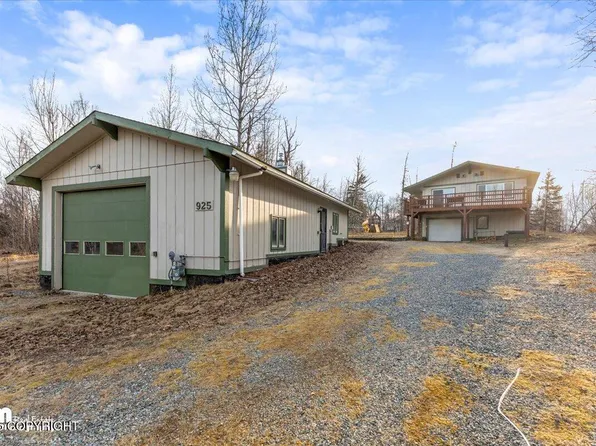 925 N Colonial Dr, Wasilla, AK 99654