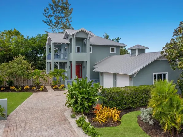 501 Reclinata Dr, Longboat Key, FL 34228