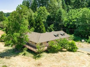 6270 Neill Rd, Grants Pass, OR 97527