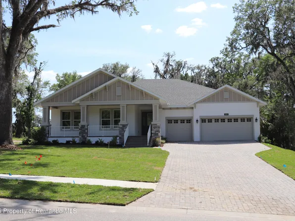 6392 Summit View Dr, Brooksville, FL 34601