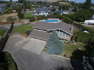 20 Herlou Dr, Selah, WA 98942