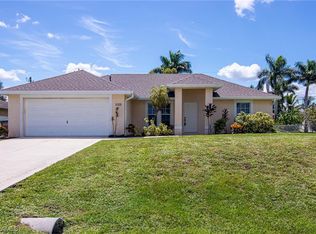 1926 NE 18th Ter, Cape Coral, FL 33909