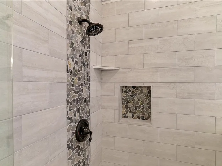 3300 Fountain Way — Photo 22