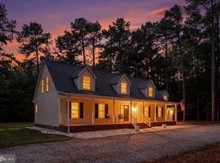 90 Shell Ct, Urbanna, VA 23175