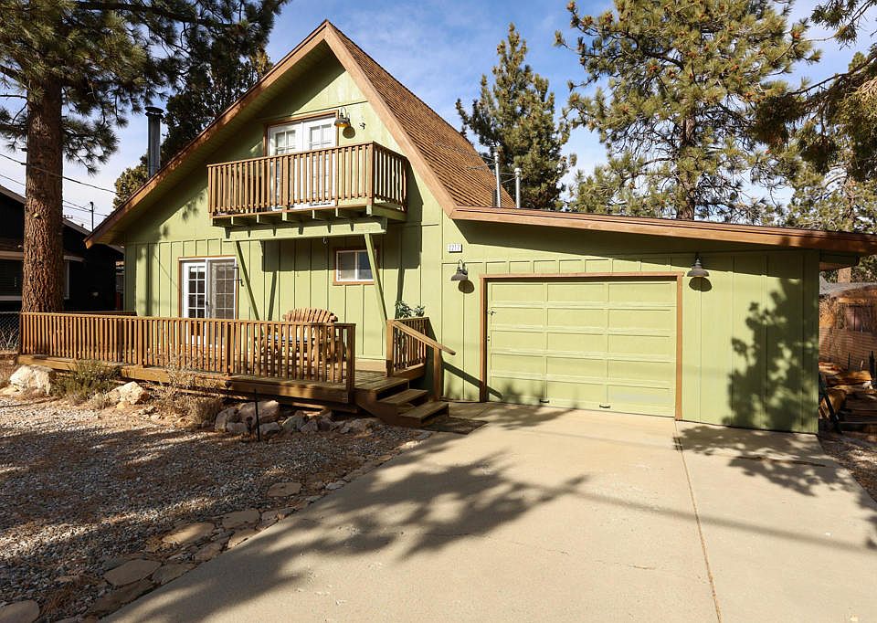 1st image of 2217 Mahogany Ln
