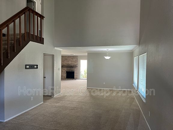 3rd image of 2935 Meadowgrass Ln #11/119
