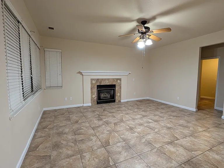 2009 Foothill Vista Dr — Photo 14