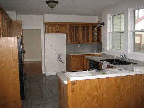 2nd image of 3400 NE 66th Ave