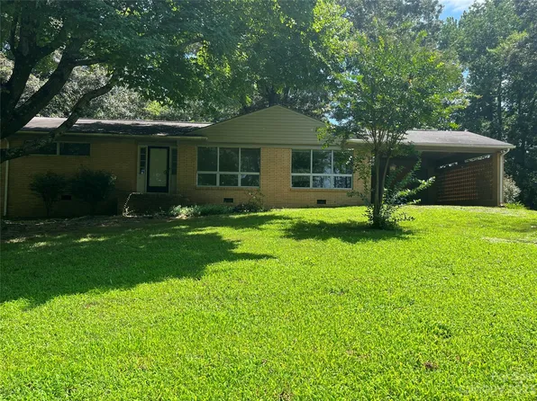 42719 Beck Cir, Norwood, NC 28128
