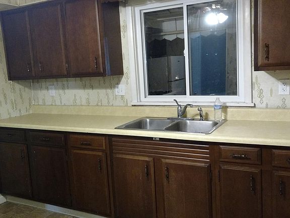 3rd image of 428 Bessemer Ave