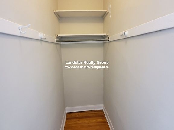4th image of 6738 N Lakewood Ave #3