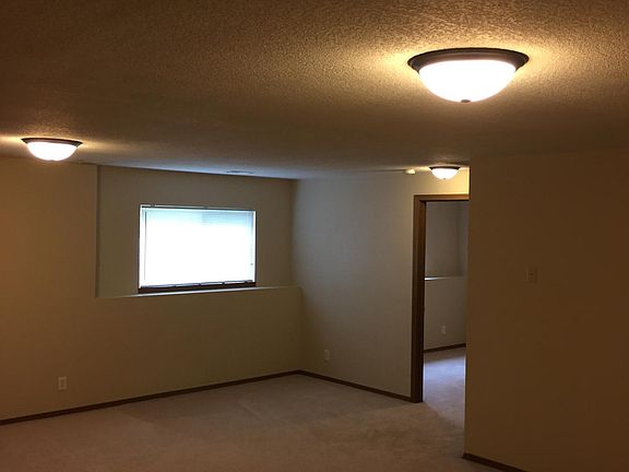 5th image of 1313 N Glancey St