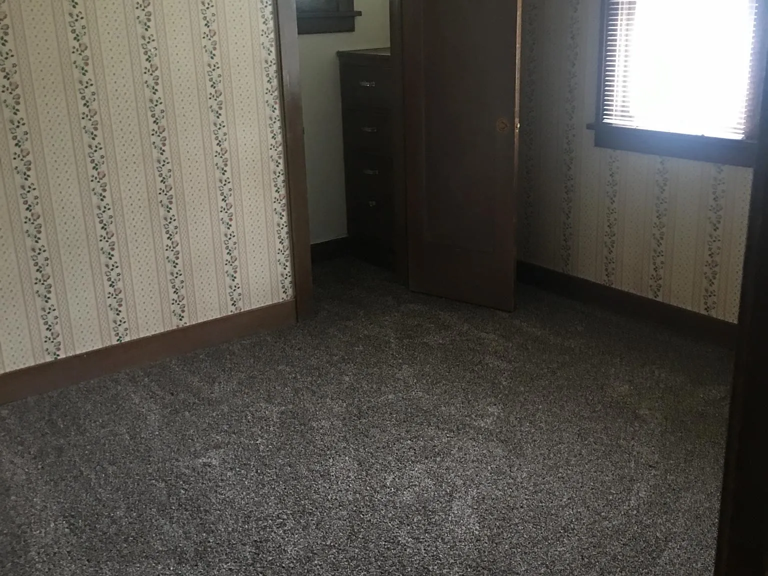 2 bed, 1200 sqft, $1,800 — Photo 2