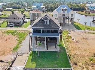 4049 Devon St, Bay Saint Louis, MS 39520