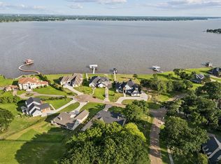 101 Beacon Ct, Kemp, TX 75143