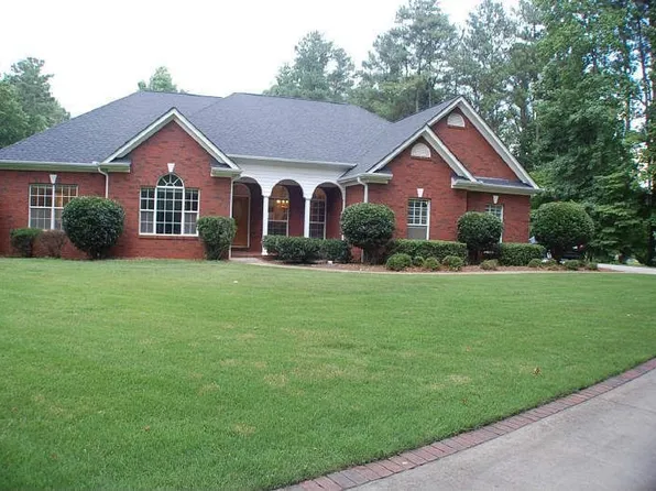 6469 Victory Dr, Acworth, GA 30102
