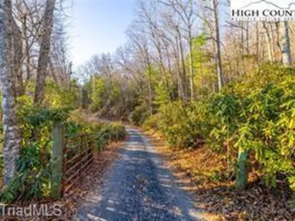Oak Knob Ln, West Jefferson, NC 28694