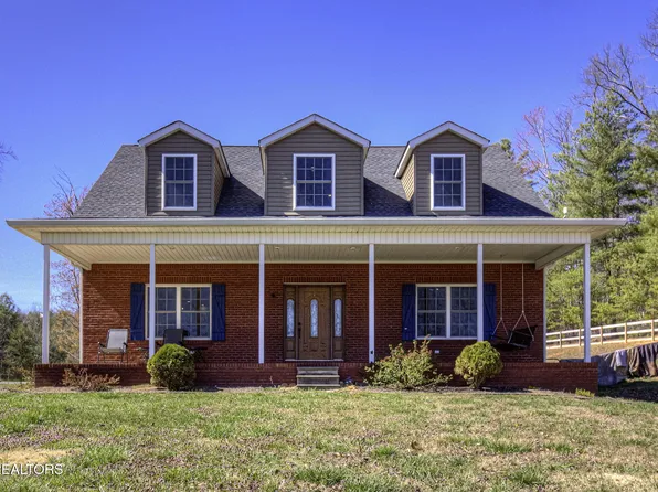 163 Sourwood Lakes Rd, Tellico Plains, TN 37385