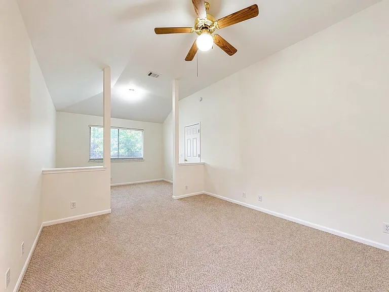 1841 Greening Way — Photo 11