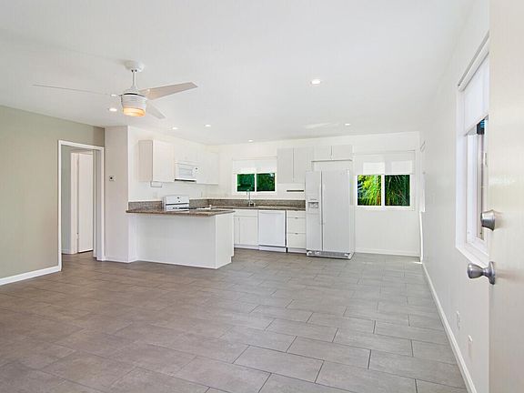 3rd image of 3827 Herbert St