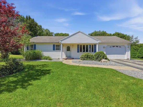30 Jesse Rd, Dudley, MA 01571