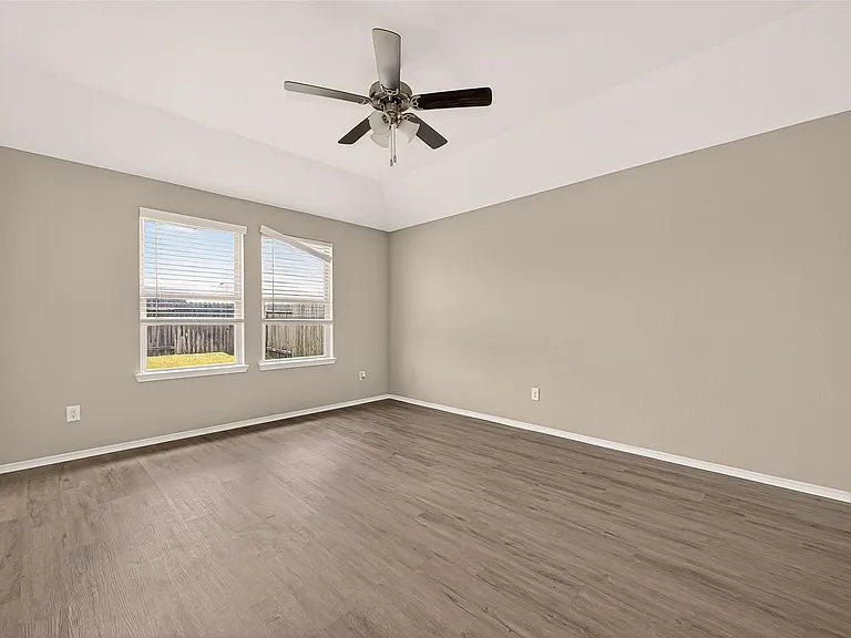 18361 Timbermill Ln — Photo 26