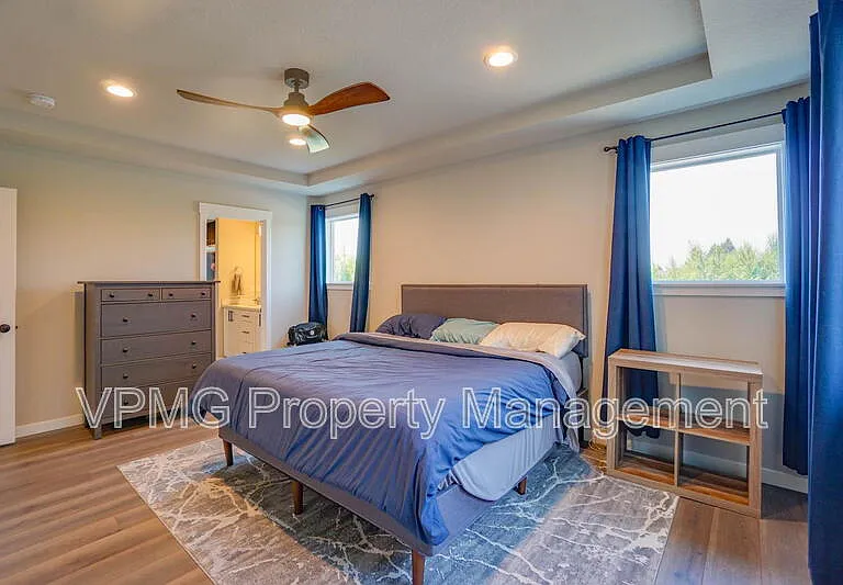 10819 NE 99th Ave — Photo 23