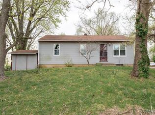 2808 Mulberry Ln, Saint Charles, MO 63303