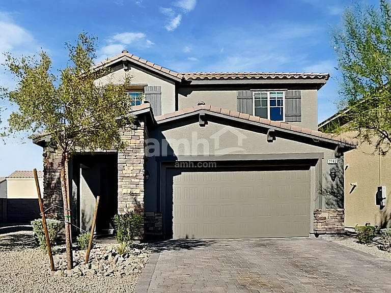 2742 Hot Cider Ave — Photo 1