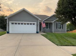 605 Eastridge Ave, Cameron, MO 64429