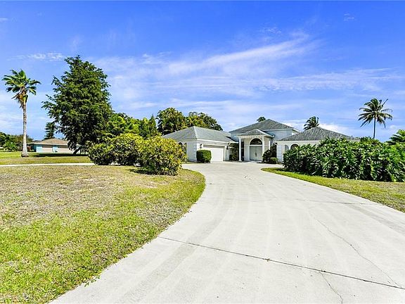 Home For Sale In Four Seasons