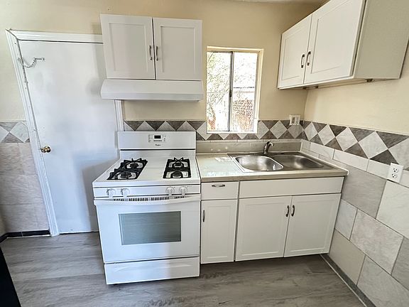 4th image of 119 E Prospect St #3