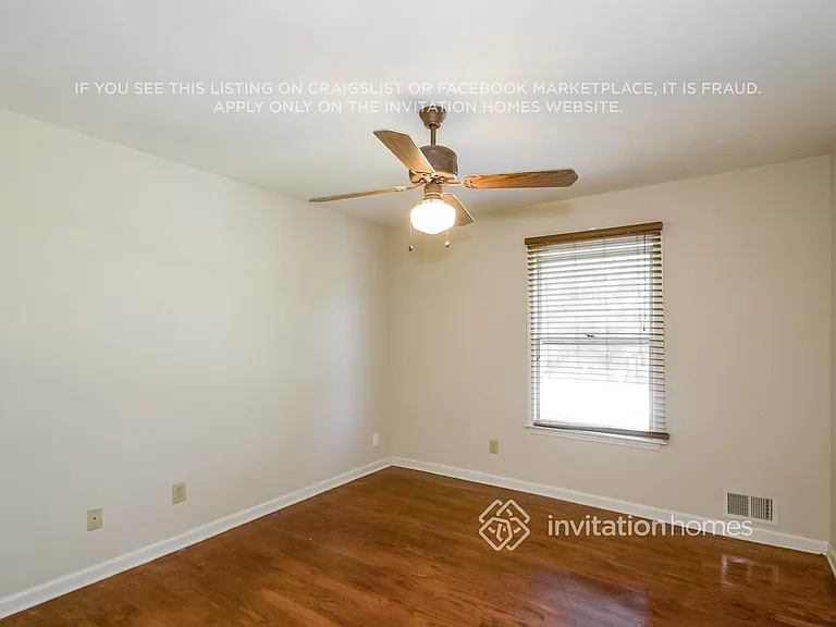 4402 Marci St — Photo 14