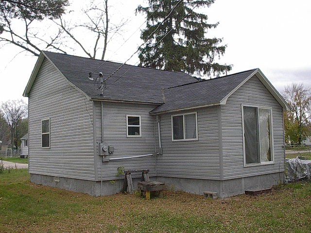 2nd image of 1020 10th Ave N