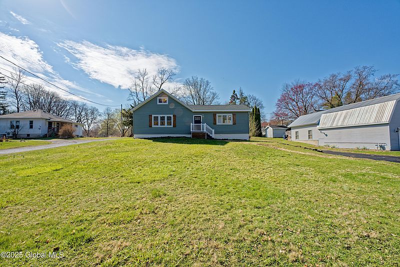 2nd image of 12 Willowbrook Avenue