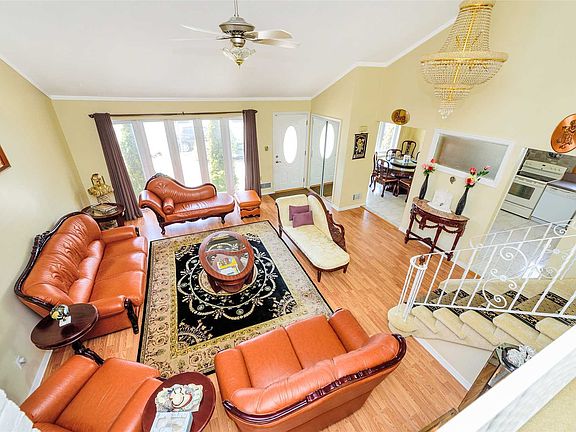 5th image of 1554 Sherwood Dr