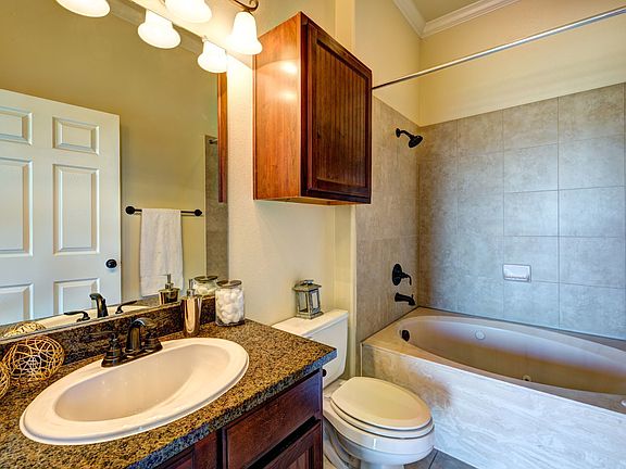 5th image of 605 Winterfield Dr APT 2904