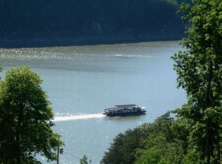 907-LAKEVIE Dr, Monticello, KY 42633