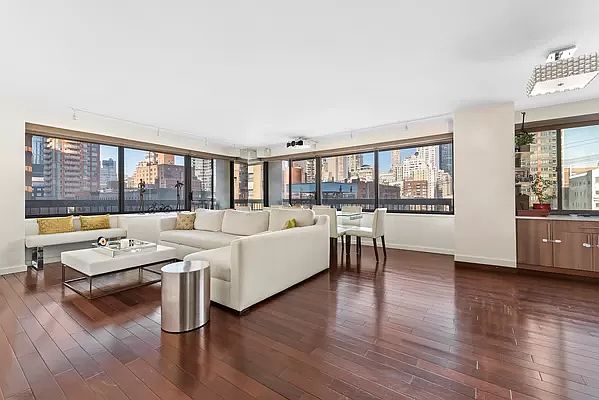 1st image of 300 E 59th St #404/5