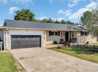 1101 E Ellis Ave, Davis, OK 73030