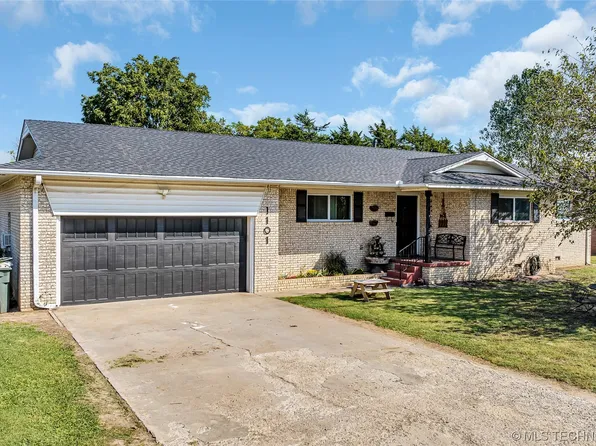 1101 E Ellis Ave, Davis, OK 73030