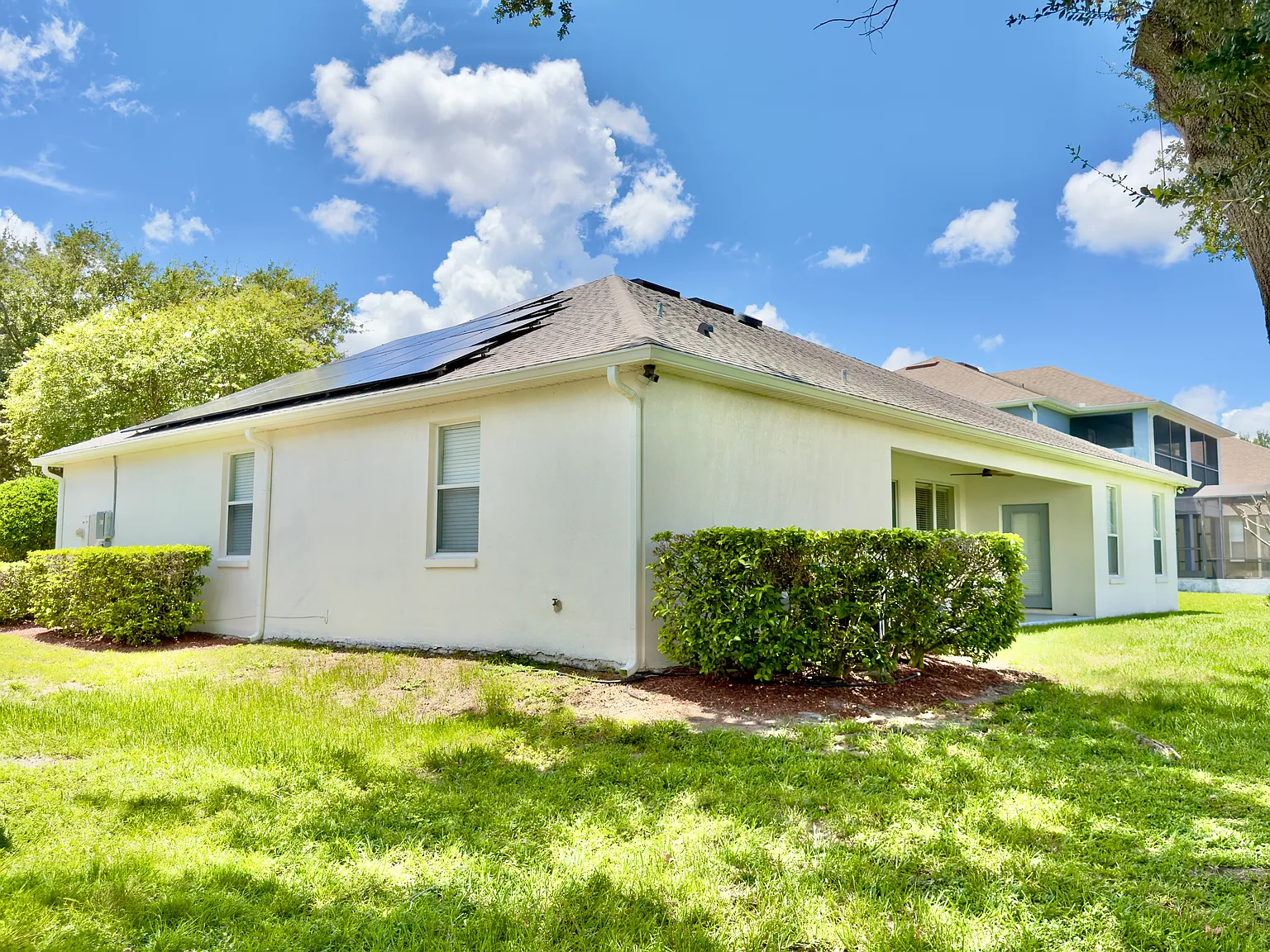 4 bed, 2564 sqft, $3,850 — Photo 4