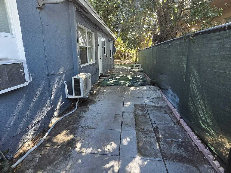 1501 N Andrews Ave — Photo 11