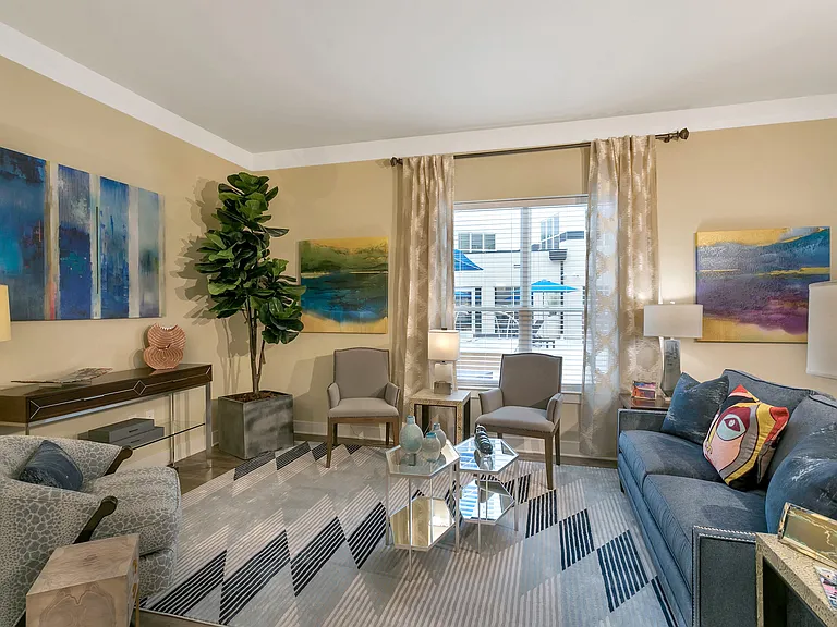 Aster Apartments — Photo 21