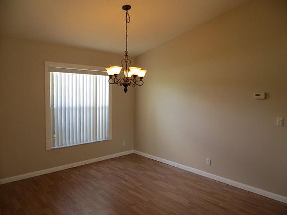 3rd image of 3009 SW Ventura St