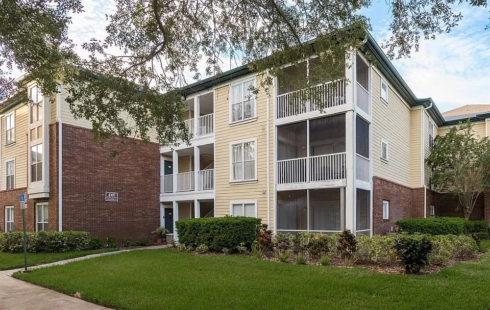 1st image of 10110 Winsford Oak Blvd APT 622