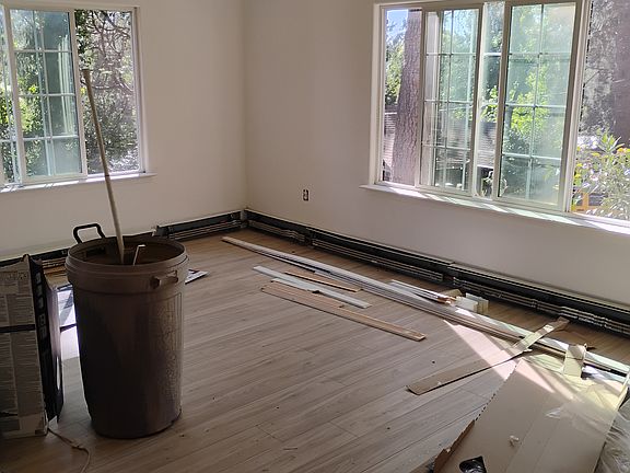 5th image of 280 Glenbrook Dr